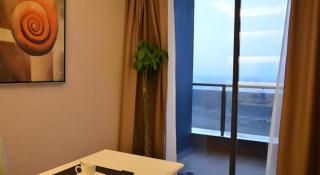 Wyndham Garden Hotel - 8