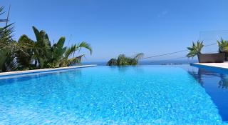 Happyplace Malaga -- Villa with Panoramic Sea View Heated Infinity Saltwater Pool - 9