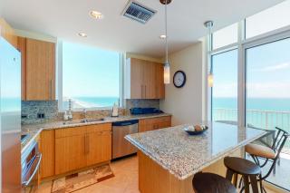 Sapphire Condominiums #2701 - 3