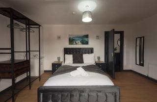 5br Charming House - 4