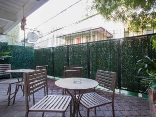 Makati Riverside Inn - 4
