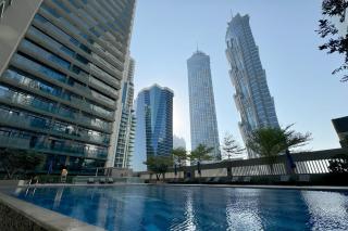 Modern 2BR Apartment in Merano Tower, Business Bay - 8