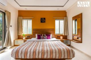 StayVista at The Green Nook - Pool, Views & Wi-Fi - 3