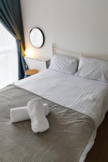 2 Bed City Centre Apartment by BrumStay UK - 9