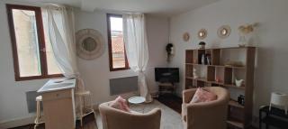 Studio Les Armuriers, 2ème étage sans asc - 0