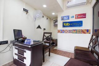 FabHotel The Sky - 9