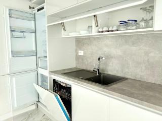 Varna Vista 3BR Apartment Free Parking - 2
