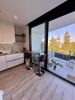 Luxury Hillside Villa, Private Pool, Ocean & Golf View - 4
