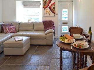 Samphire Cottage - 8