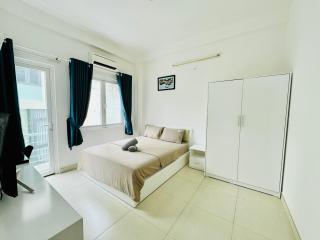 Sunny Haven Apartments - 4