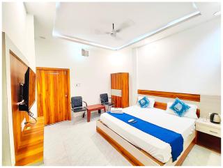 HOTEL " THE RAM KRISHNA " Walking Distance From SHREE RAM JANAM BHOOMI - EXCELLENT HOSPITALITY WITH MODERN AMENITIES - 8