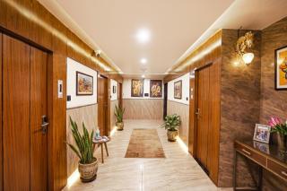 FabHotel Sarja Sky - 8