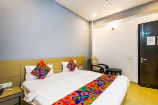 FabHotel X Green Tree - 1