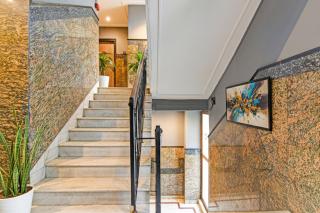 FabHotel Gulshan International - Nr Peter Cat Park Street - 6