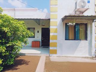 Villa in Radha Golf l 5 mins to Sri Rupa Seva Kunj ISKCON l 10 mins to Shrinathji Temple Poonchari l Near Gaurangi Ras Kunj & Brij Vasundhara - Govardhan - 9