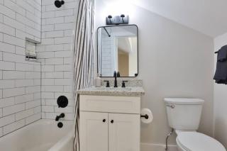 3 BR Urban Hideaway - Steps from Daily's TIAA Fld - 1