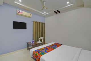 FabHotel White House Leo - 2