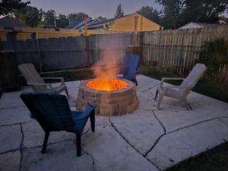 Spacious Duplex by Fairgrounds & Downtown with Fire Pit - 3