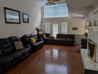 Cozy Townhome - 0