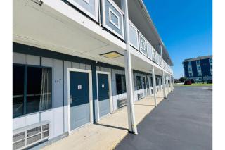 Economy Inn By Townhouse Merrillville US 30 - 3