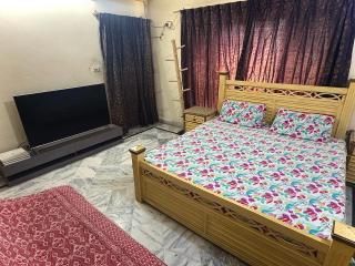 Capital Express Guest House H-13 Islamabad - Near Airport, Bus and Train Station - 0