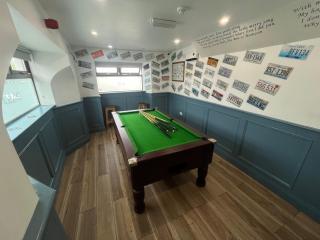 Corner House Accommodation - 8