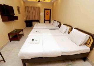 Hotel National Tourist Home - 1