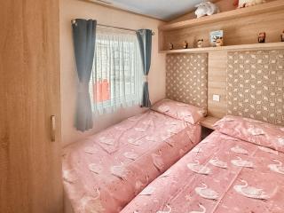 Sea View Caravan - 1