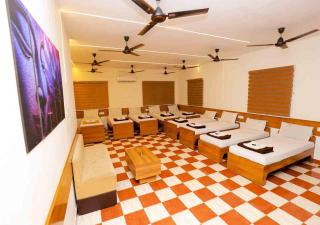 Hotel National Tourist Home - 9