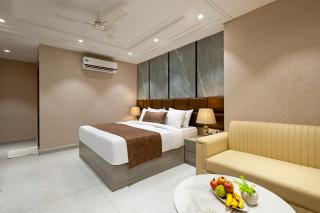 Hotel Luxury Suites Delhi Airport - 1