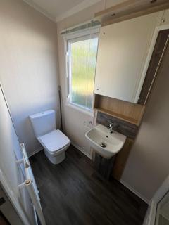 Luxury 3 bed swift home - 6