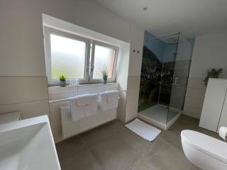 Gaestehaus Kön - Fewo Farfalle - 4