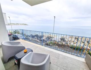 LaLuna Apartments - Sea Panorama - 20mins from CTA airport - Acitrezza - 8