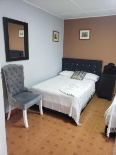 Casa hotel la 33 - 1