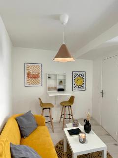 T1 Duplex Cosy - Madeleine - Netflix - 1