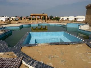 Desert offbit luxurious camp - 9
