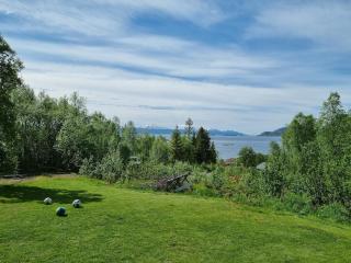 Close to Eve Airport, Perfect Northen Light Spot - 2