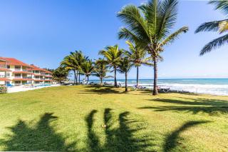 Ocean front, direct access to the beach - 9