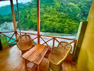 Sneha Cottage, Tirthan Valley - #riverside #premium room #cafe #comfortable stay #garden with fireplace #property of the year - 8