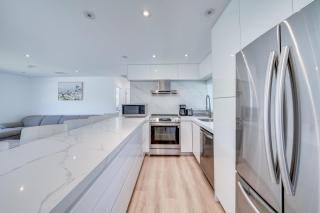 Modern House Close to the Beach - 4