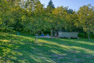 spa privatif intérieur du chalet -la truffe- le bois de la pause- - 5