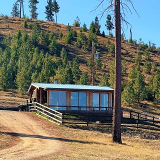 Amazing Log Cabin with Stunning Views in Conner, Montana - 8