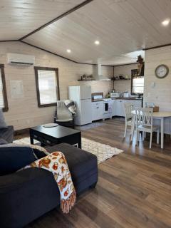 Cardwell cabins - 6