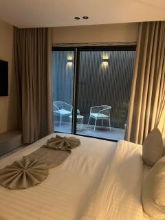 استديو فاخر مع جلسة خارجية - 5