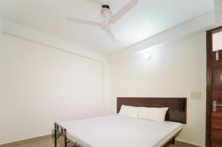 Hotel O Chahal Guest House Near Nangloi Railway Station Metro Station - 0