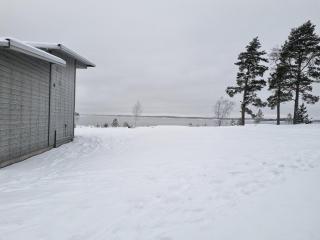 Modern, lakeside cottage with a glimpse of Lake Vänern - 2