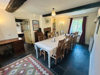 Bailey Glace Farmhouse Monmouth - 7