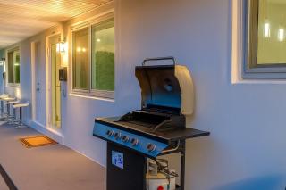 Steps from Airport Hot Tub Bbq Boat Slip - 9