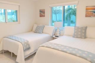 Steps from Airport Hot Tub Bbq Boat Slip - 3