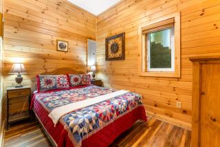 Briar Brook - Private Smoky Mountain Luxury Log Home with 2 Fireplaces, Hot Tub & Community Pool - 2